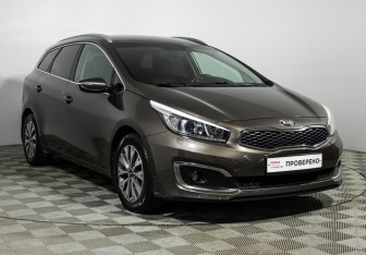 Подержанный автомобиль Kia Ceed Wagon 2017 года (3 фото)