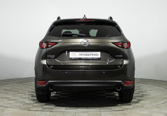 Подержанный автомобиль Mazda CX-5 2021 года (6 фото)