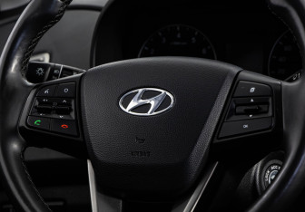 Подержанный автомобиль Hyundai Creta 2019 года (12 фото)