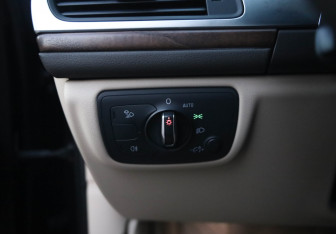 Подержанный автомобиль Audi A6 Sedan 2015 года (17 фото)