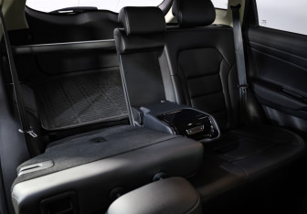 Подержанный автомобиль Geely Atlas 2021 года (26 фото)