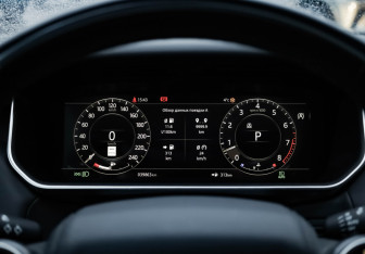 Подержанный автомобиль Land Rover Range Rover Sport 2020 года (14 фото)