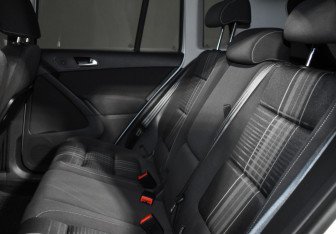 Подержанный автомобиль Volkswagen Tiguan 2015 года (12 фото)