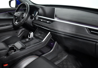 Подержанный автомобиль Chery Tiggo 7 Pro 2022 года (14 фото)