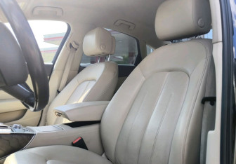 Подержанный автомобиль Audi A6 Sedan 2015 года (23 фото)