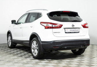Подержанный автомобиль Nissan Qashqai 2018 года (7 фото)