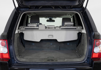 Подержанный автомобиль Land Rover Range Rover Sport 2007 года (23 фото)