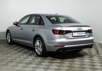 Подержанный автомобиль Audi A4 Sedan 2016 года (7 фото)