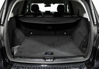 Подержанный автомобиль Mercedes-Benz GLE 2017 года (22 фото)