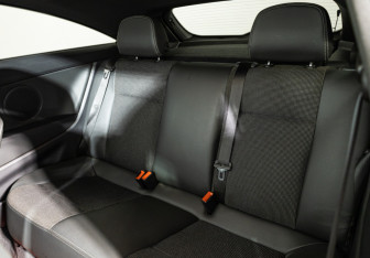 Подержанный автомобиль Opel Astra Hatchback 2010 года (10 фото)