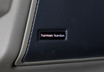 Подержанный автомобиль Land Rover Discovery 2011 года (21 фото)