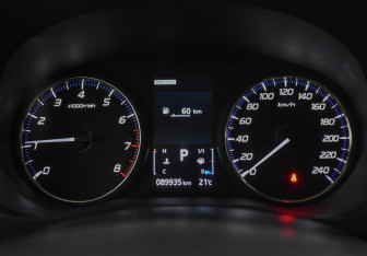 Подержанный автомобиль Mitsubishi Outlander 2019 года (18 фото)