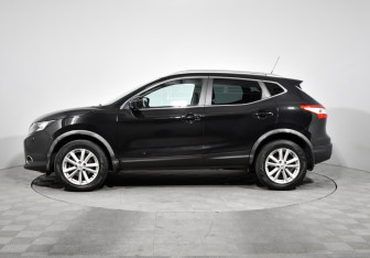 Подержанный автомобиль Nissan Qashqai 2016 года (8 фото)