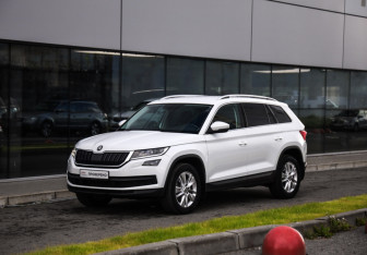 Подержанный автомобиль Skoda Kodiaq 2021 года (3 фото)