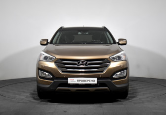 Подержанный автомобиль Hyundai Santa Fe 2013 года (2 фото)