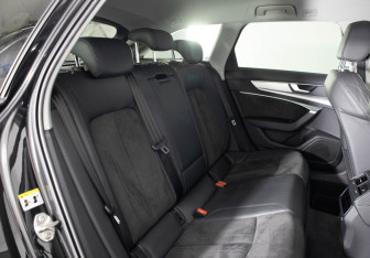 Подержанный автомобиль Audi A6 Wagon 2019 года (20 фото)