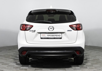 Подержанный автомобиль Mazda CX-5 2017 года (6 фото)