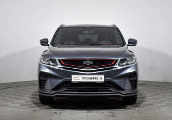 Подержанный автомобиль Geely Coolray 2021 года (2 фото)