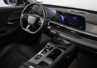 Подержанный автомобиль Chery Arrizo 8 2024 года (9 фото)