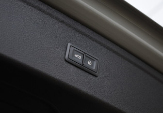 Подержанный автомобиль Audi Q5 2020 года (33 фото)