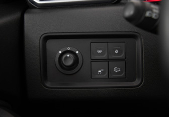 Подержанный автомобиль Renault Duster 2021 года (18 фото)