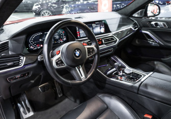 Подержанный автомобиль BMW X6 M 2021 года (18 фото)