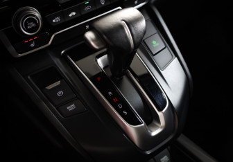 Подержанный автомобиль Honda CR-V 2017 года (21 фото)