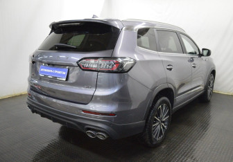 Подержанный автомобиль Chery Tiggo 8 Pro Max 2022 года (5 фото)