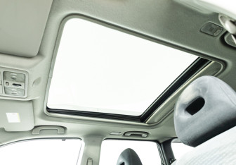 Подержанный автомобиль Nissan X-Trail 2013 года (18 фото)