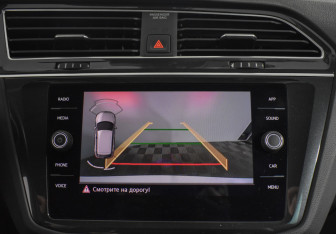 Подержанный автомобиль Volkswagen Tiguan 2020 года (16 фото)