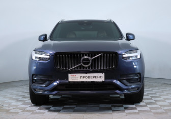 Подержанный автомобиль Volvo XC90 2020 года (2 фото)
