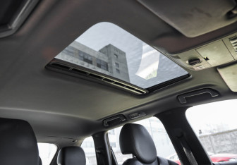 Подержанный автомобиль Porsche Cayenne 2007 года (20 фото)