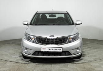 Подержанный автомобиль Kia Rio Sedan 2015 года (2 фото)