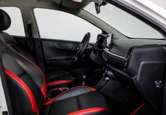 Подержанный автомобиль Kia Picanto 2021 года (25 фото)