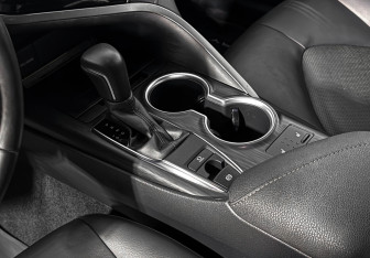 Подержанный автомобиль Toyota Camry Sedan 2022 года (12 фото)