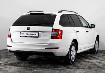Подержанный автомобиль Skoda Octavia Wagon 2014 года (5 фото)