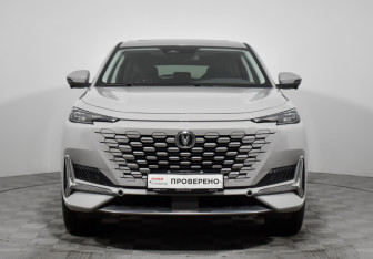 Подержанный автомобиль Changan UNI-K 2023 года (2 фото)