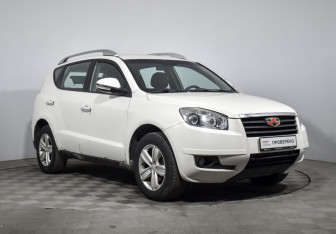 Подержанный автомобиль Geely Emgrand X7 2015 года (3 фото)