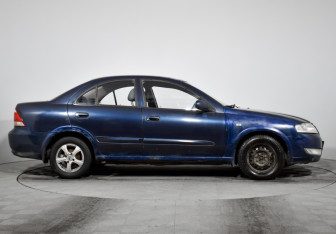 Подержанный автомобиль Nissan Almera Classic 2007 года (4 фото)