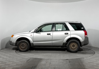 Подержанный автомобиль Saturn VUE 2003 года (8 фото)