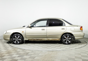 Подержанный автомобиль Kia Spectra Sedan 2007 года (8 фото)