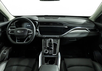 Подержанный автомобиль Geely Atlas Pro 2023 года (13 фото)
