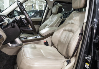 Подержанный автомобиль Land Rover Range Rover 2019 года (16 фото)
