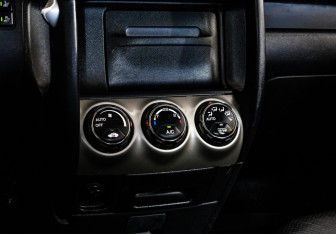 Подержанный автомобиль Honda CR-V 2006 года (12 фото)