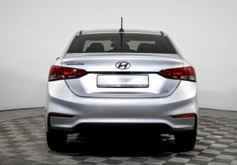 Подержанный автомобиль Hyundai Solaris Sedan 2019 года (6 фото)