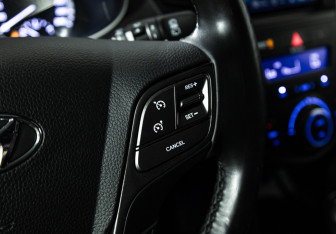 Подержанный автомобиль Hyundai Santa Fe 2017 года (18 фото)