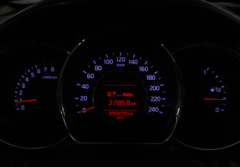 Подержанный автомобиль Kia Ceed Wagon 2014 года (17 фото)