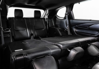 Подержанный автомобиль Mazda CX-9 2017 года (25 фото)
