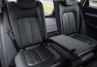 Подержанный автомобиль Audi Q5 2021 года (30 фото)