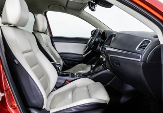 Подержанный автомобиль Mazda CX-5 2015 года (18 фото)